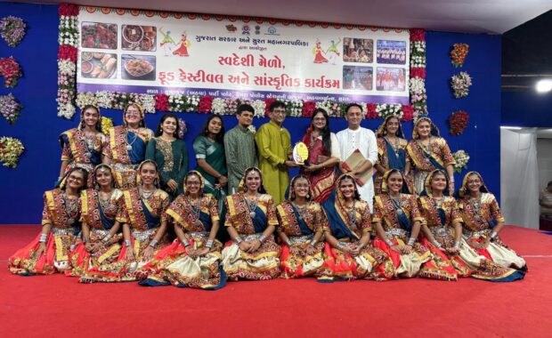 Surat Mahanagar Palika Raas Competition - Hills High - Best School in surat